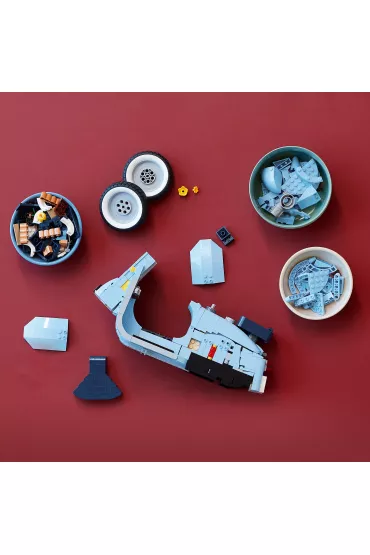 LEGO Icons Vespa 125 10298