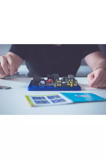 Smart Games. Roadblock (ENG) IUVI Games