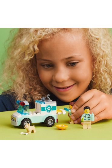 LEGO City Karetka weterynaryjna 60382