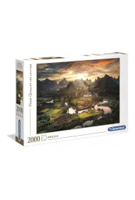 Puzzle 2000 el. HQ Widok z Chin Clementoni