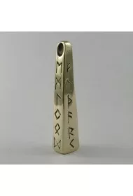 Obelisk runiczny, brz