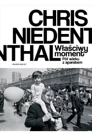 W�a�ciwy moment. P� wieku z aparatem