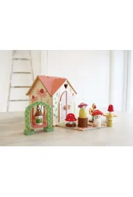 Przeno�ny, le�ny domek z wyposa�eniem i laleczkami Tender Leaf Toys