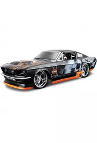 Ford Mustang GT 1:24 Maisto