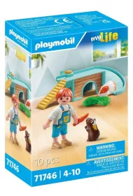 Playmobil My Life Ch�opiec ze �wink� morsk� 71746