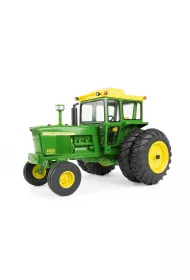 John Deere traktor 4020 z kabin� Tomy