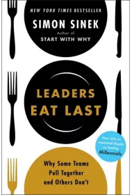 Leaders Eat Last wer. angielska