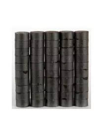Fandy Magnesy czarne 10mm 50 szt.