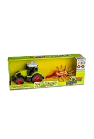 Traktor z maszyn� rolnicz� z nap�dem na ko�o Adar