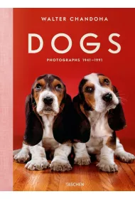 Walter Chandoha. Dogs. Photographs 1941&ndash;1991 wer. angielska