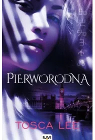 Pierworodna. Pitno Krwawej Hrabiny. Tom 2