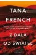 Z dala od �wiate�