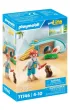 Playmobil My Life Ch�opiec ze �wink� morsk� 71746