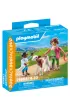 Playmobil DuoPack Gospodyni wiejska z dzieckiem i cielakiem 71803