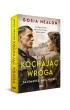 Kochaj�c wroga. Tajemnice ��czniczki