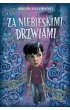 Za niebieskimi drzwiami – Marcin Szczygielski – okładka ebook