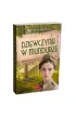 Dziewczyna w mundurze